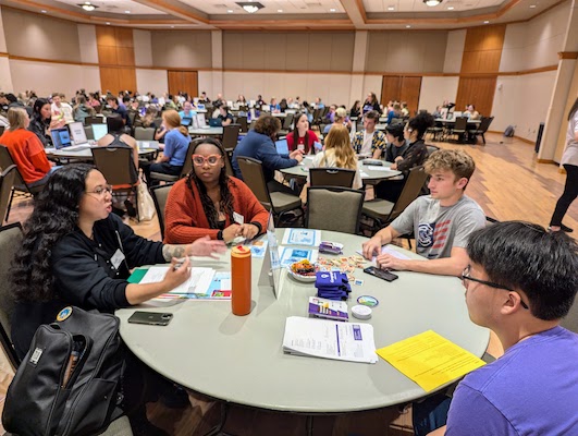 Group of students at the Majors in Minutes event in the Maucker Union Ballrooms.